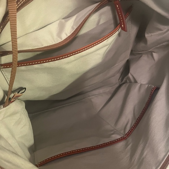 Dooney & Bourke Jets handbag - Picture 4 of 6